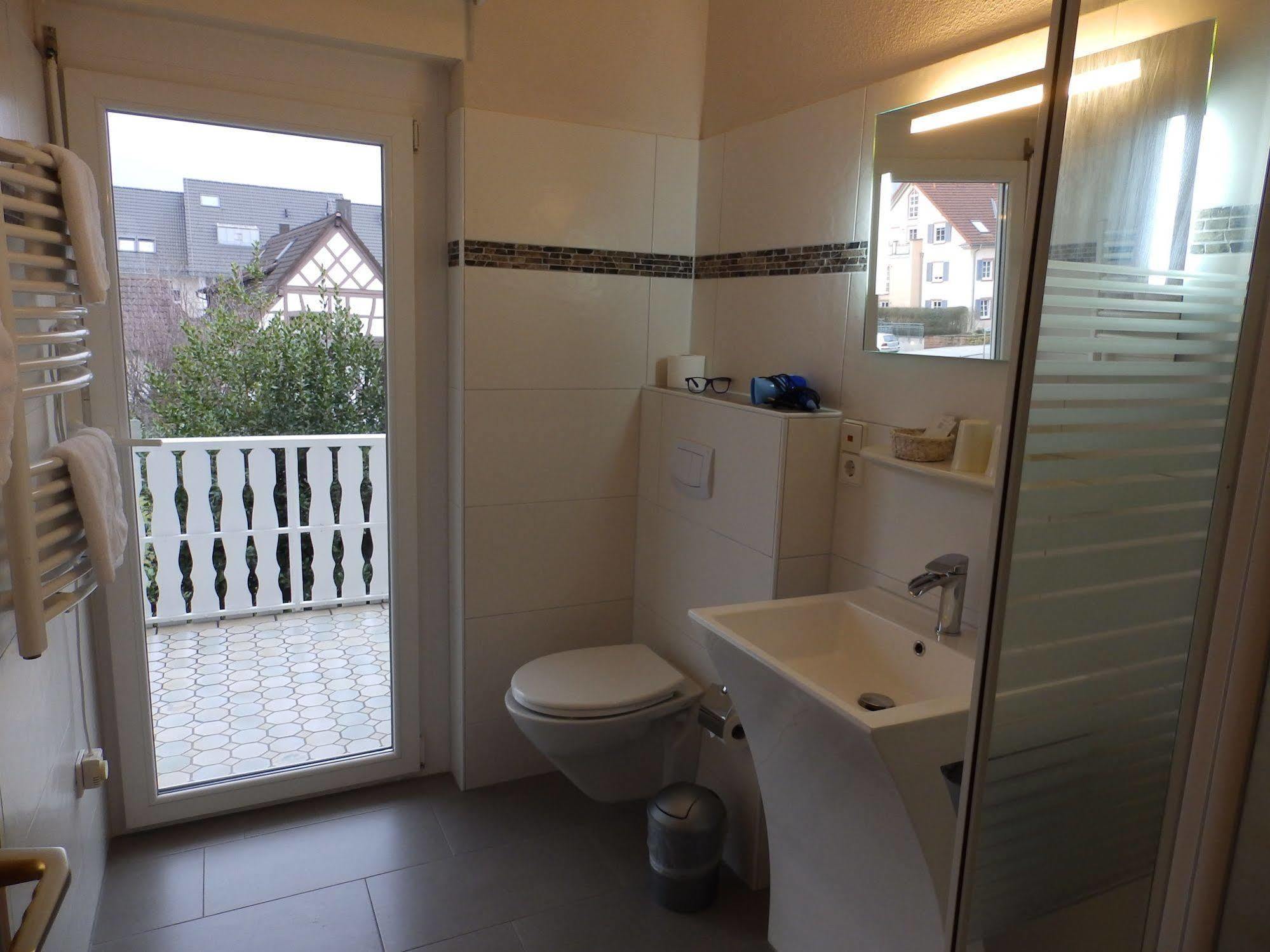 H41 Inn Hotel Garni Freiburg (Adults Only) Gundelfingen  Kültér fotó