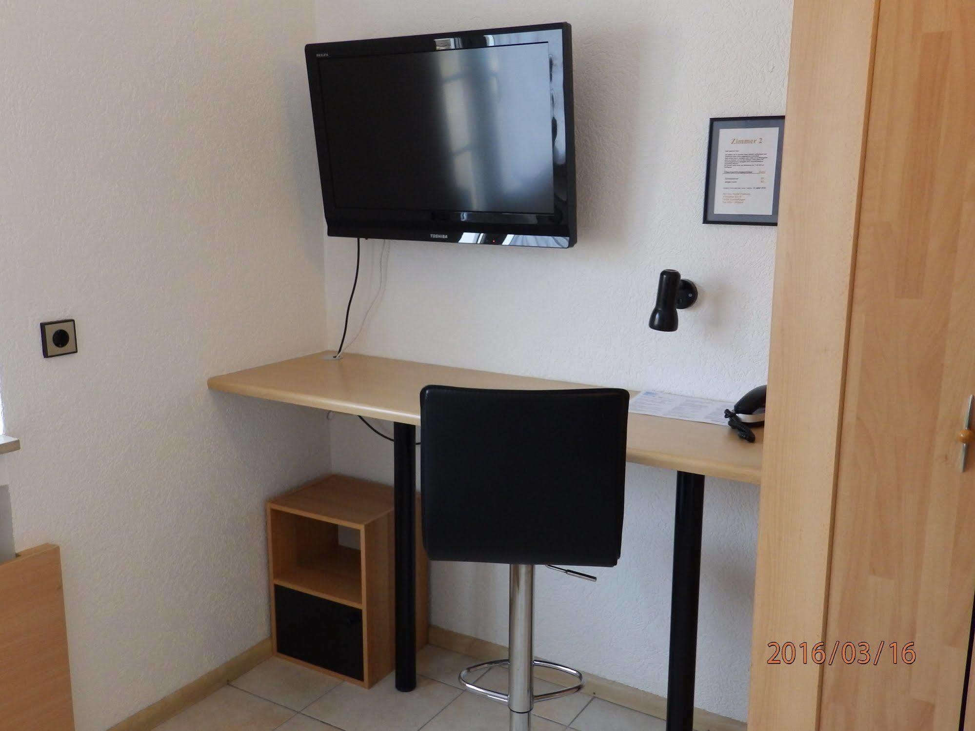H41 Inn Hotel Garni Freiburg (Adults Only) Gundelfingen  Kültér fotó