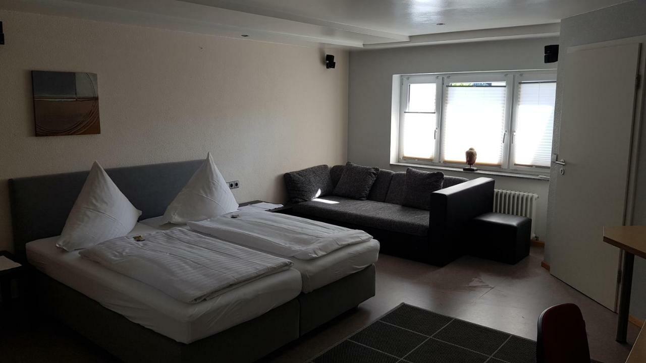 H41 Inn Hotel Garni Freiburg (Adults Only) Gundelfingen  Kültér fotó