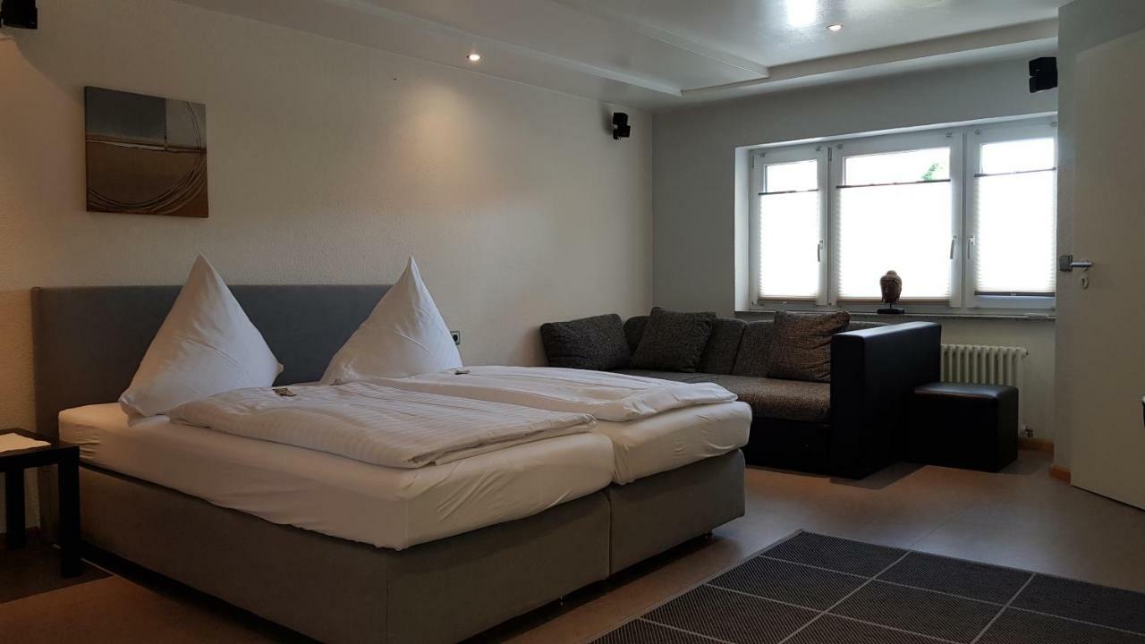 H41 Inn Hotel Garni Freiburg (Adults Only) Gundelfingen  Kültér fotó